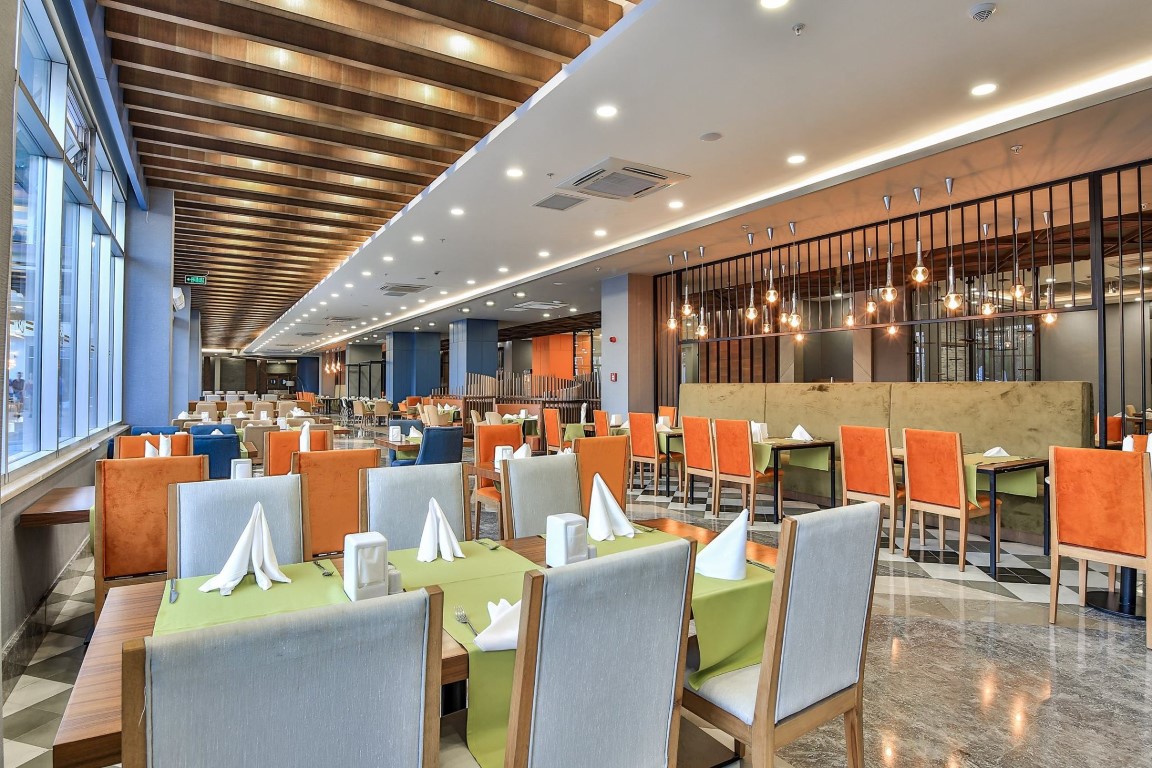 imagini hotel SATURN PALACE LARA